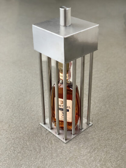 Клітка – футляр для пляшки “Bottle Prison”