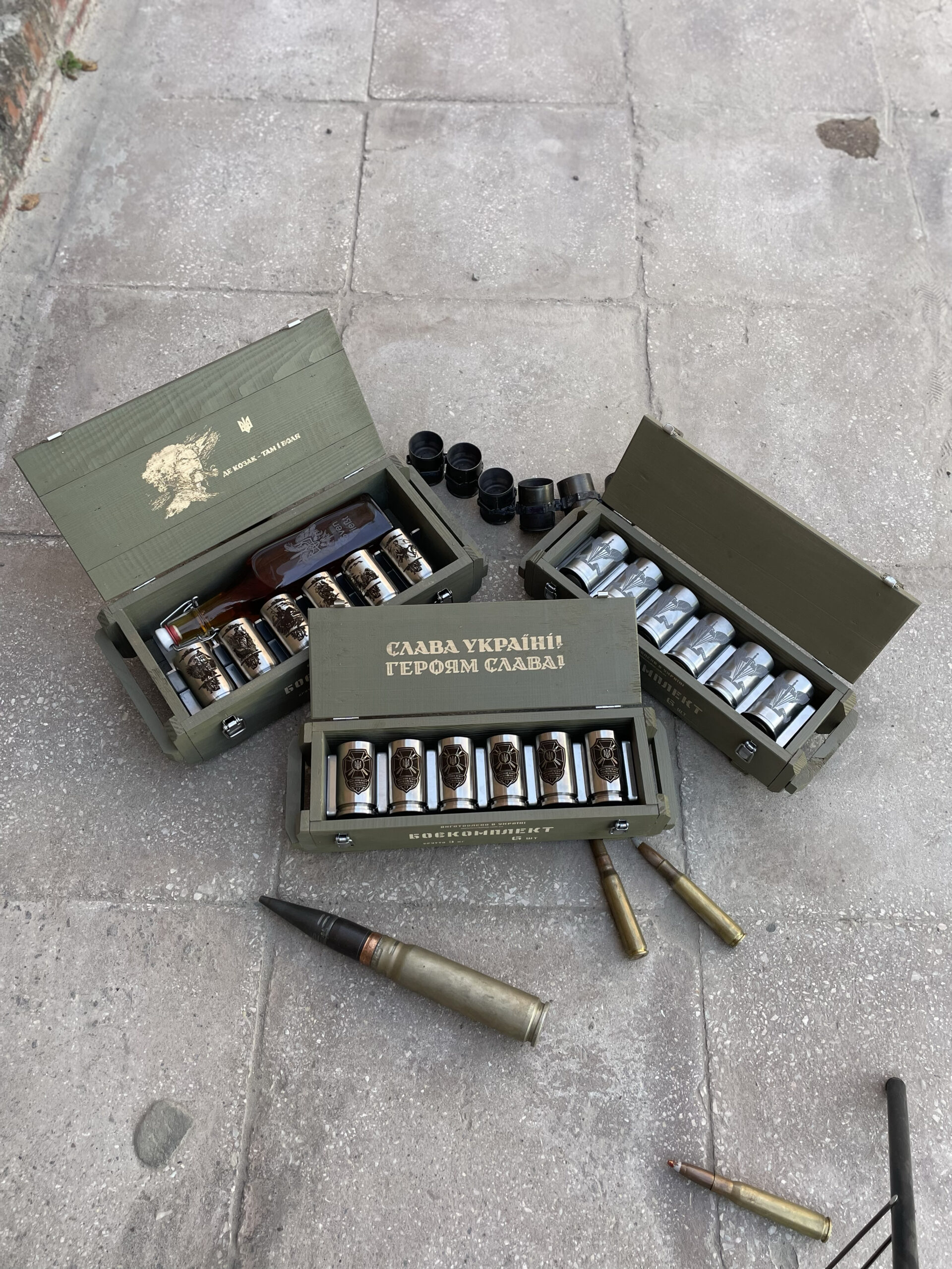Подарунковий БОЄКОМПЛЕКТ на 6 стопок з гільз - Зображення 2